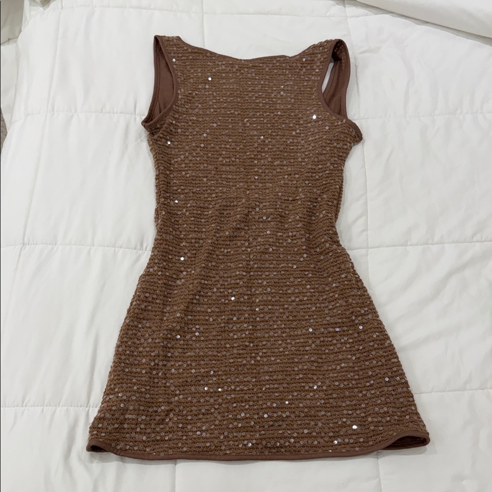 Brown sequin backless dress